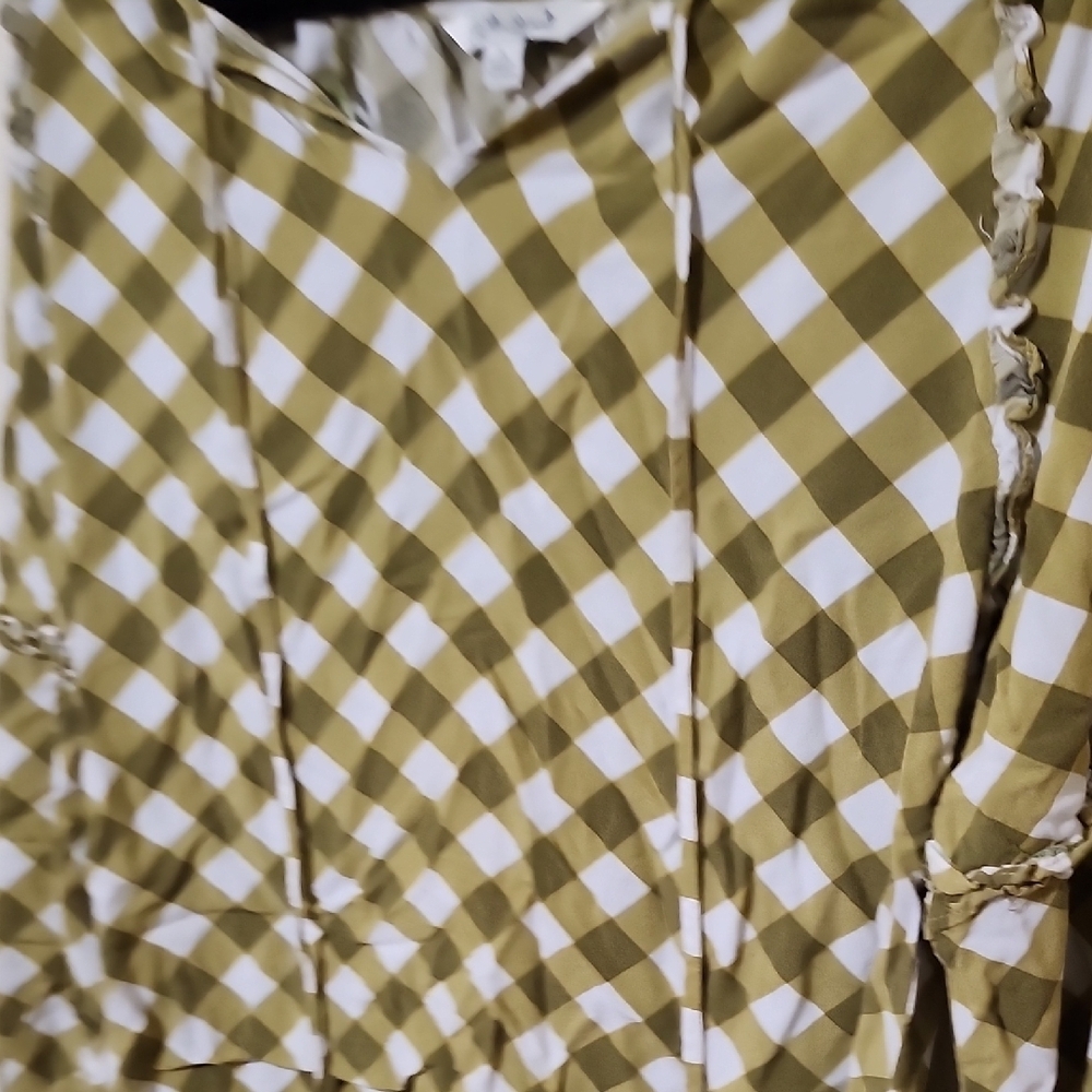 Stylish Green Checkered Women's Top - Picture 3 of 11